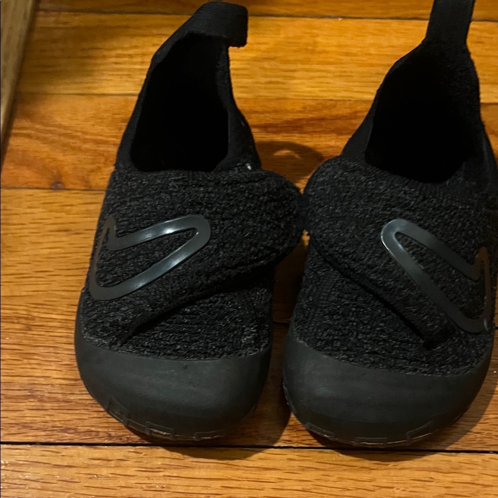 Nike Swoosh 1